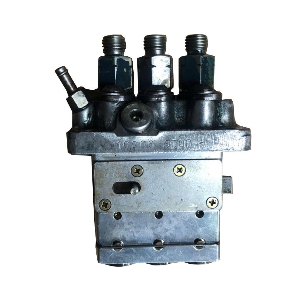 Used D662 D722 D782 D902 Fuel Injection Pump For Kubota Tractors RTV900G RTVX900R RTVX900W
